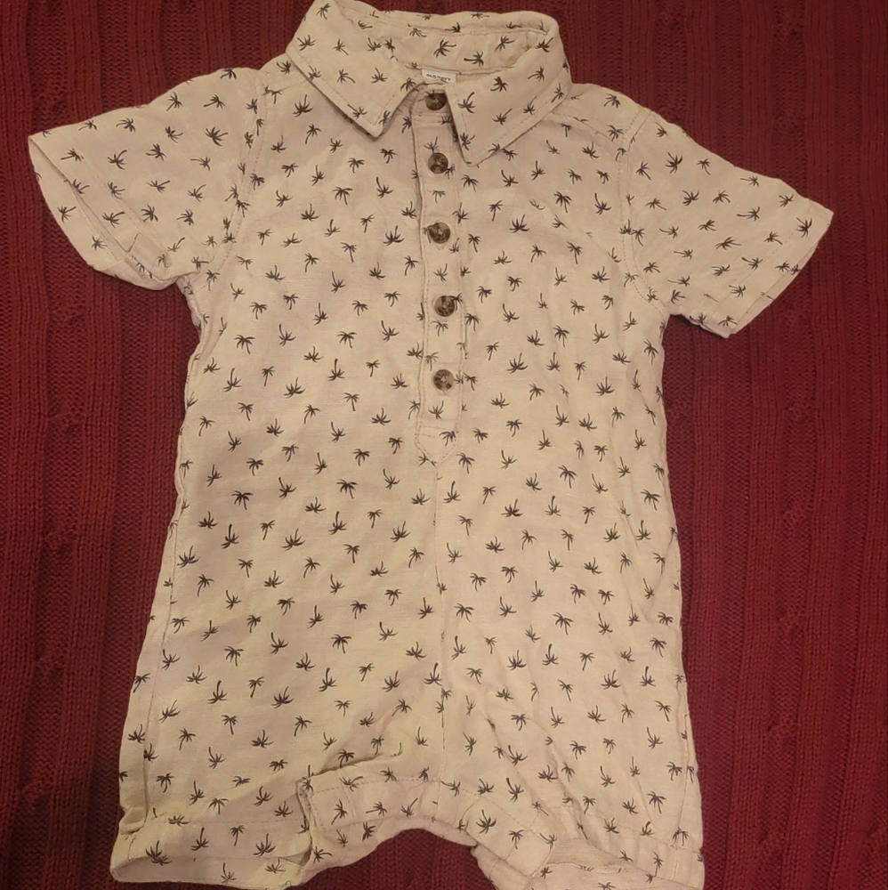 Old Navy Toddler Boy 12-18 month Romper